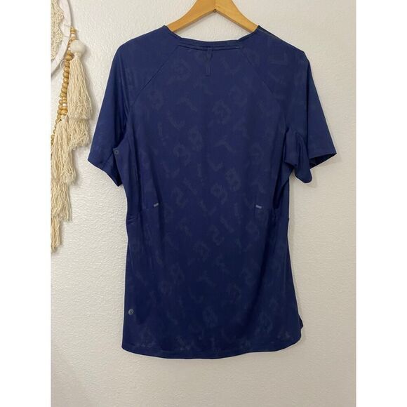 Men’s Lululemon top - Picture 4 of 8